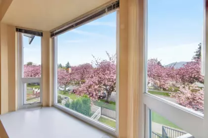 Guest Bathroom Photo of 3076 E 27th Avenue, Vancouver, BC