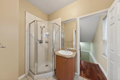 Walk-In Closet Photo of 3076 E 27th Avenue, Vancouver, BC
