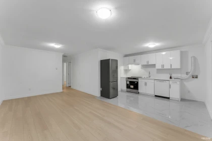 Basement Recreation Room Photo of 13125 108 Avenue, Surrey, BC