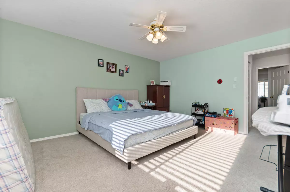 Family Room Photo of 12 2575 Mcadam Street, Abbotsford, BC