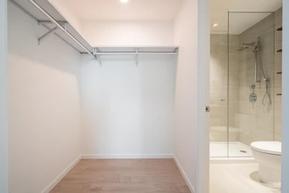 Guest Bathroom Photo of 874 6600 Minoru Boulevard, Richmond, BC