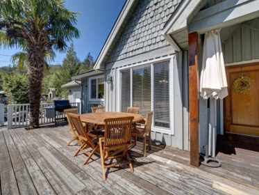 Kitchen Photo of 4717 Sinclair Bay Road, Pender Harbour, BC