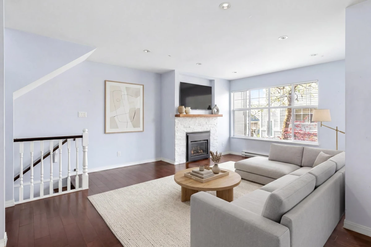 Living Room Photo of 34 2450 Hawthorne Avenue, Port Coquitlam, BC
