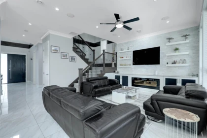 Basement Recreation Room Photo of 14786 76 Avenue, Surrey, BC