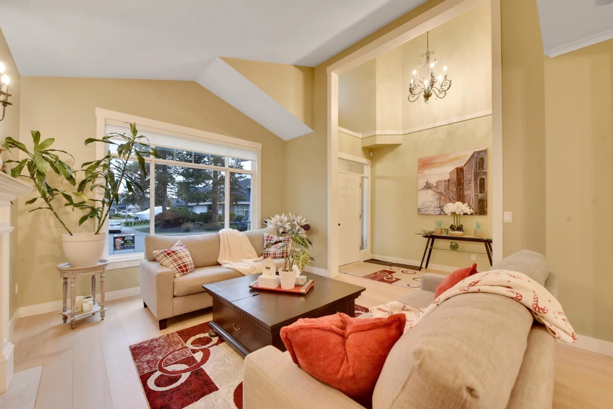 Family Room Photo of 5268 Glen Abbey Place, Delta, BC