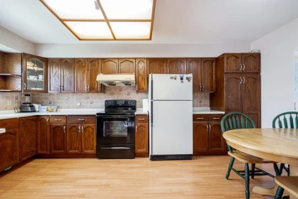 Primary Bedroom Photo of 14317 89a Avenue, Surrey, BC
