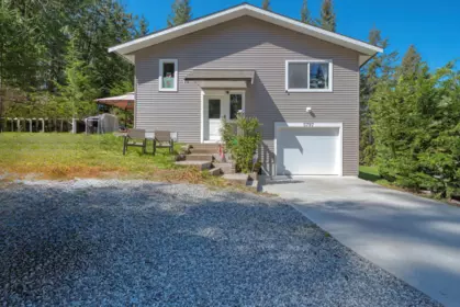 Basement Recreation Room Photo of 5799 Sandy Hook Road, Sechelt, BC