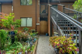 813 10620 150 Street, Surrey, BC