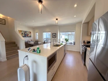 Breakfast Nook Photo of 6 629 South Dyke Road, New Westminster, BC