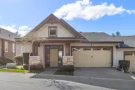 125 3458 Burke Village Promenade, Coquitlam, BC