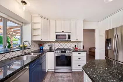Kitchen Photo of 21469 126 Avenue, Maple Ridge, BC