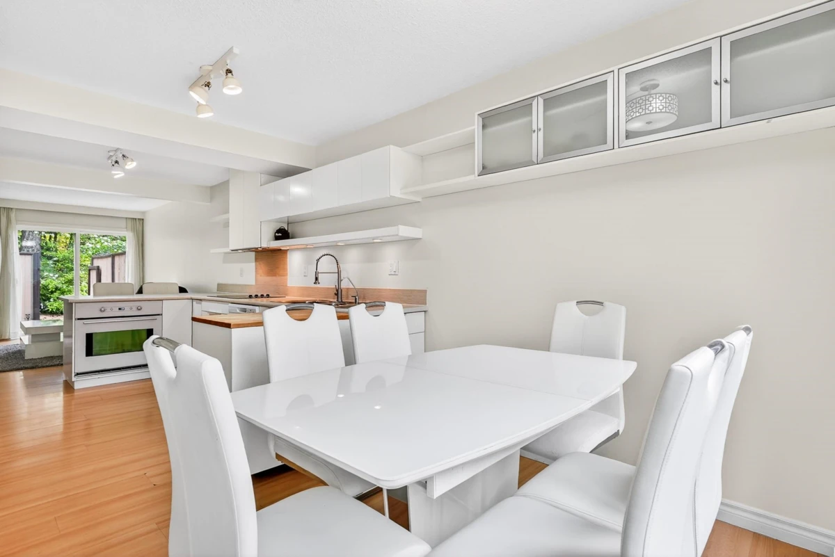 Dining Area Photo of 32 3015 Trethewey Street, Abbotsford, BC