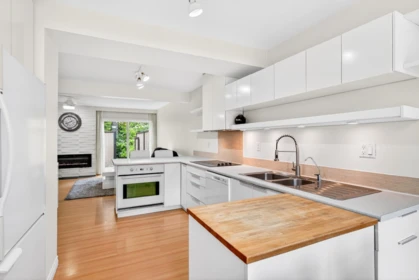 Breakfast Nook Photo of 32 3015 Trethewey Street, Abbotsford, BC