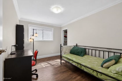 Basement Recreation Room Photo of 7325 123 Street, Surrey, BC