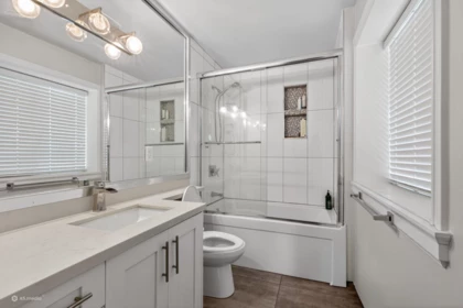 Mudroom Photo of 7325 123 Street, Surrey, BC