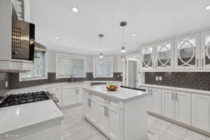Primary Bathroom Photo of 7325 123 Street, Surrey, BC