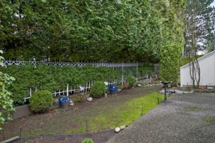 Swimming Pool Photo of 5 15099 28 Avenue, Surrey, BC