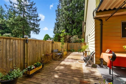 Hallway Photo of 3148 Lancaster Place, Port Coquitlam, BC