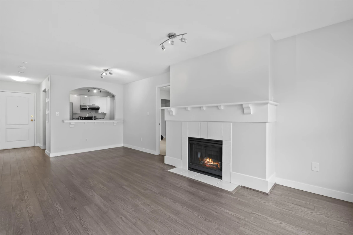 Family Room Photo of 304 5500 Lynas Lane, Richmond, BC