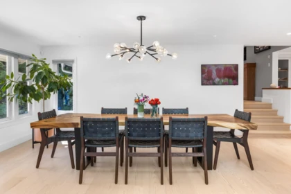 Basement Recreation Room Photo of 537 Eastcot Road, West Vancouver, BC
