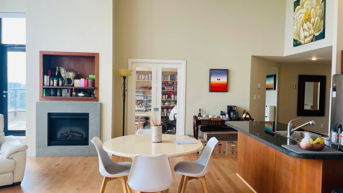 Living Room Photo of 1805 9188 Hemlock Drive, Richmond, BC
