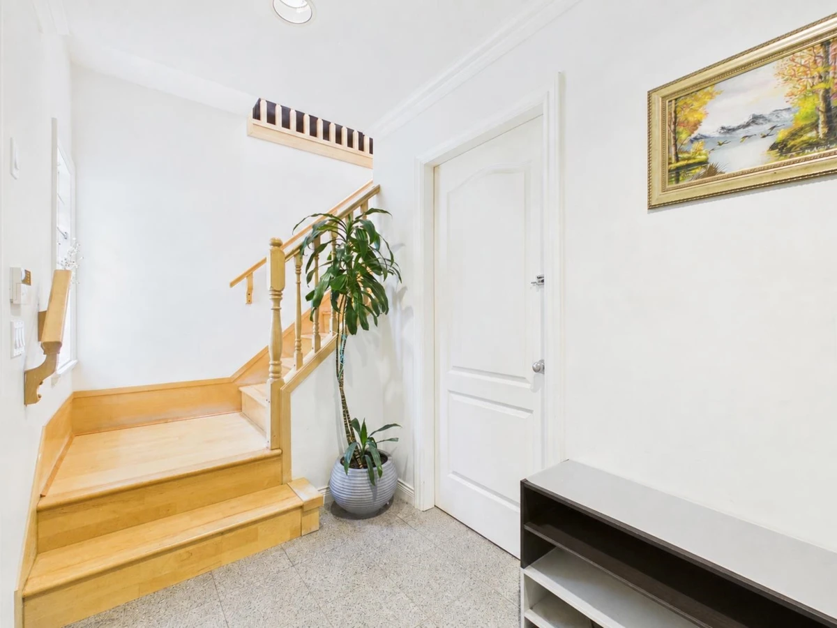 Family Room Photo of 5345 Wales Street, Vancouver, BC