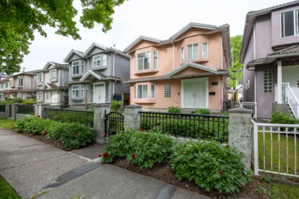 Outdoor Kitchen Photo of 5345 Wales Street, Vancouver, BC