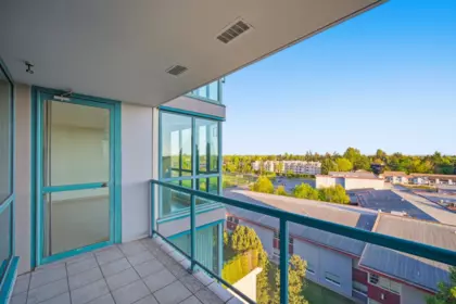 Hallway Photo of 908 7500 Granville Avenue, Richmond, BC