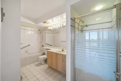 Loft / Bonus Room Photo of 908 7500 Granville Avenue, Richmond, BC