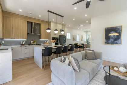 Kitchen Island Photo of 14450 60 Avenue, Surrey, BC