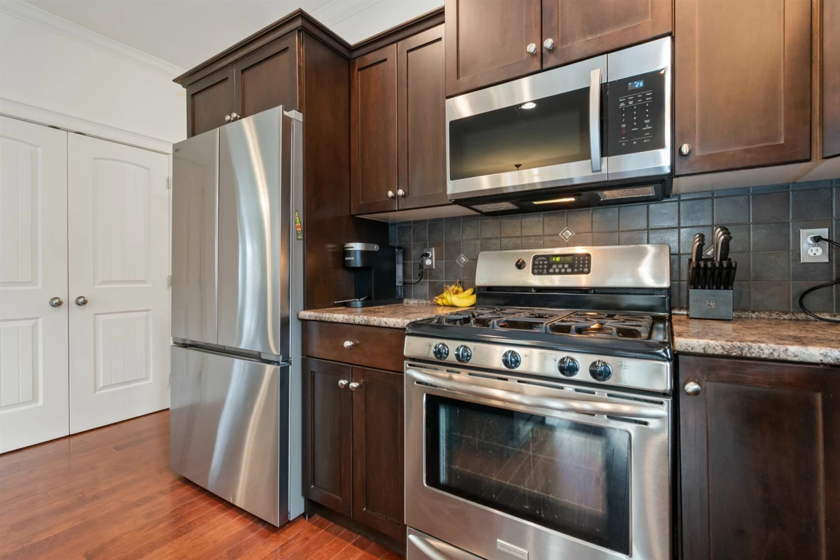 Dining Area Photo of 47216 Laughington Place, Chilliwack, BC