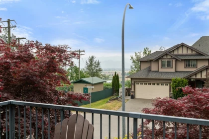 Backyard Photo of 47216 Laughington Place, Chilliwack, BC