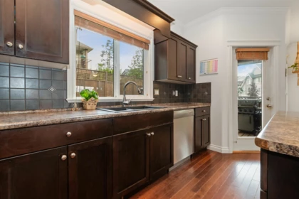 Kitchen Island Photo of 47216 Laughington Place, Chilliwack, BC