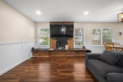 Breakfast Nook Photo of 34050 Shannon Drive, Abbotsford, BC