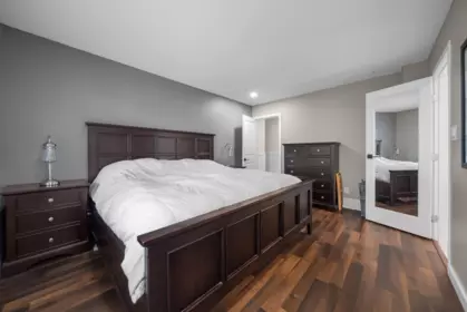 Guest Bathroom Photo of 34050 Shannon Drive, Abbotsford, BC