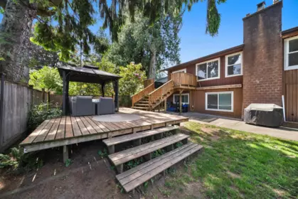 Outdoor Kitchen Photo of 34050 Shannon Drive, Abbotsford, BC