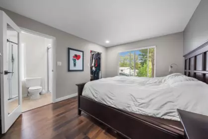 Primary Bedroom Photo of 34050 Shannon Drive, Abbotsford, BC