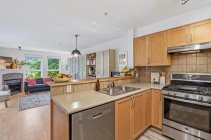 Breakfast Nook Photo of 202 1858 W 5th Avenue, Vancouver, BC