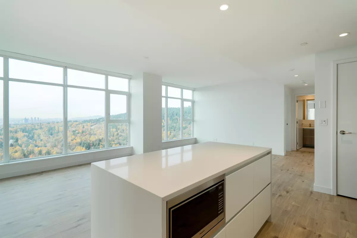 Living Room Photo of 4007 720 Farrow Street, Coquitlam, BC