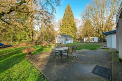 Swimming Pool Photo of 18701 88 Avenue, Surrey, BC