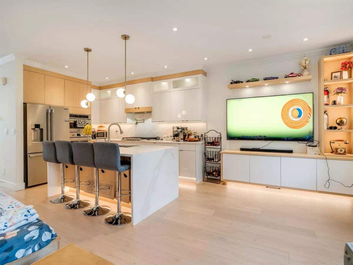 Dining Area Photo of 47 7518 138 Street, Surrey, BC