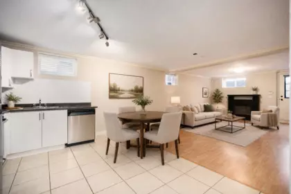 Hot Tub / Spa Photo of 228 W Kings Road, North Vancouver, BC
