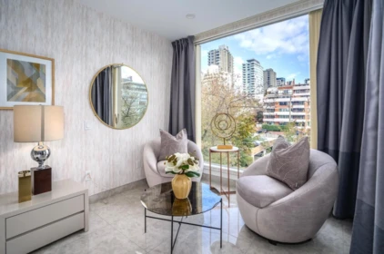 Entry Foyer Photo of 401 2015 Beach Avenue, Vancouver, BC