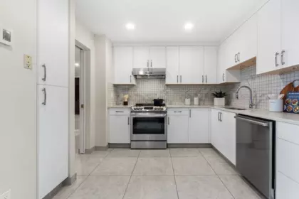 Guest Bathroom Photo of 401 2015 Beach Avenue, Vancouver, BC