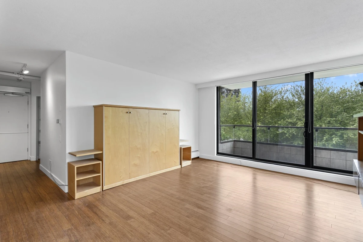 Dining Area Photo of 408 2370 W 2nd Avenue, Vancouver, BC