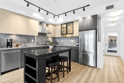 Kitchen Photo of 206 251 Boundary Bay Road, Tsawwassen, BC