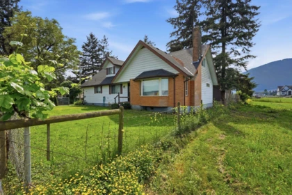 Front Yard Photo of 6155 Blackburn Road, Sardis - Greendale, BC