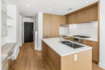 Kitchen Island Photo of 309 5115 Cambie Street, Vancouver, BC