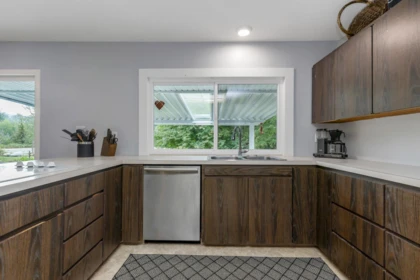 Kitchen Photo of 24320 116 Avenue, Maple Ridge, BC