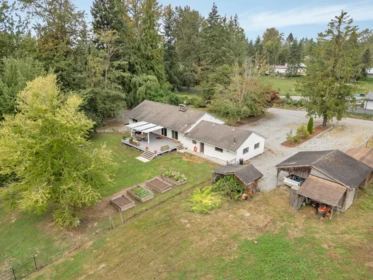 Outdoor Kitchen Photo of 24320 116 Avenue, Maple Ridge, BC